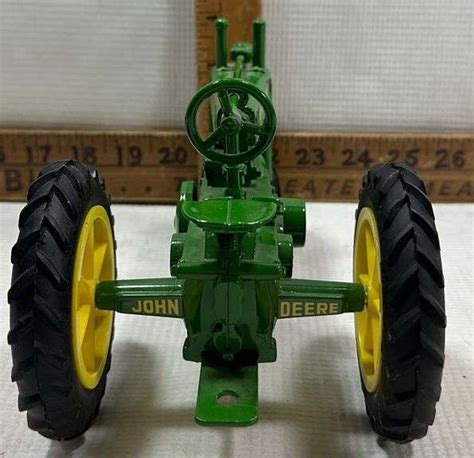 John Deere Toy Tractor - Sherwood Auctions