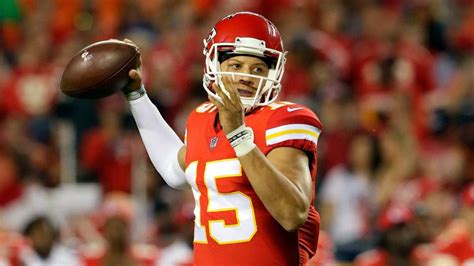 Is it worth reaching for Patrick Mahomes?