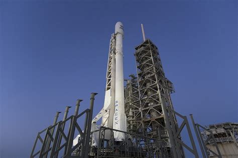 how spaceX successfully designed the world’s first reusable rocket