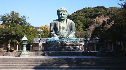 Great Buddha (Daibutsu) - Kamakura Travel