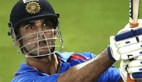 Ms Dhoni Batting Helicopter Shot