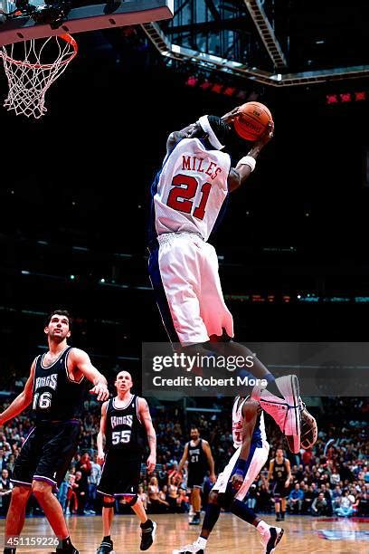 Darius Miles Clippers Photos and Premium High Res Pictures - Getty Images