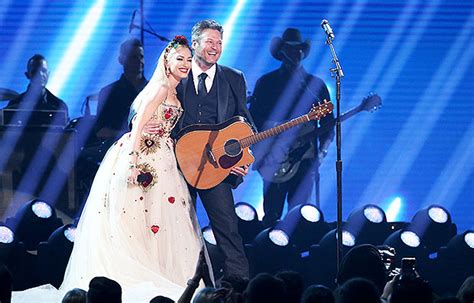 Blake Shelton & Gwen Stefani, ‘Happy Anywhere’: Listen To The New Song – Hollywood Life