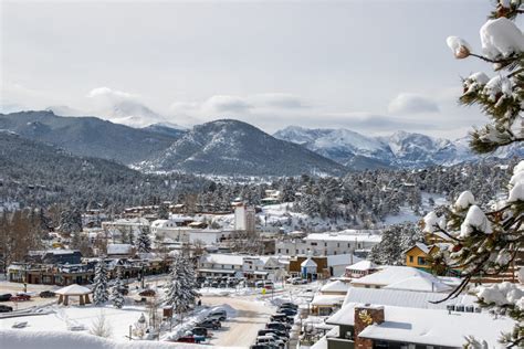 Things to Do in Estes Park in Winter (Adventures for the Whole Family!)