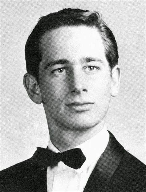 Steven Spielberg Photo Gallery - Over 200 Photos | Celebrity yearbook photos, Steven spielberg ...