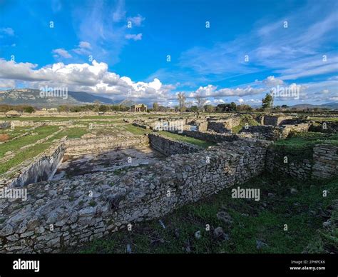 area archeologica di paestum, capaccio, salerno, campania, italia Stock Photo - Alamy