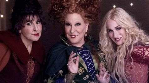 All The Tutorials You Need To Have The Perfect Hocus Pocus-Themed ...