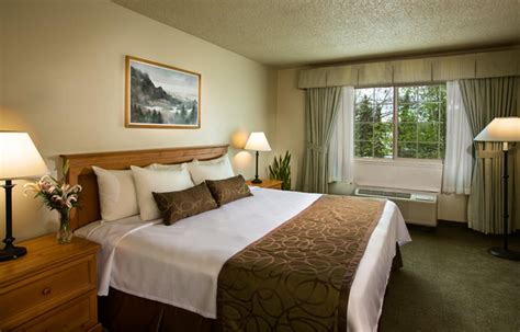 Coast Inn at Lake Hood Anchorage, Alaska, US - Reservations.com