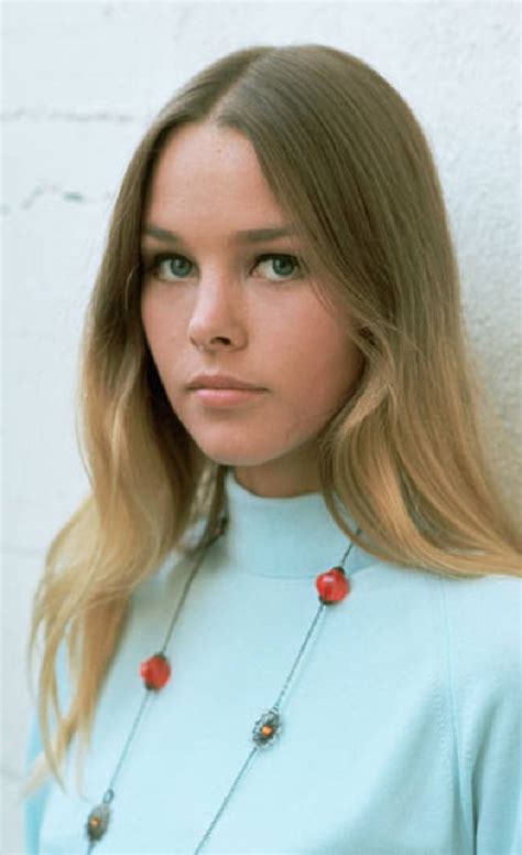 Beautiful Pics of Michelle Phillips Photographed by Henry Diltz in 1967 ~ Vintage Everyday