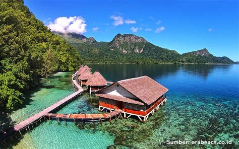 9 Pantai di Ambon Maluku yang Wajib Kamu Kunjungi. Ada yang Mirip Maldives!