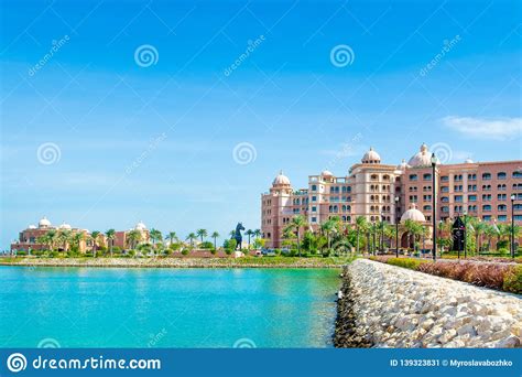 Facade of a Luxury Hotel in the Pearl Qatar Editorial Photo - Image of ...