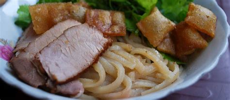 Cao Lầu | Traditional Noodle Dish From Hội An, Vietnam