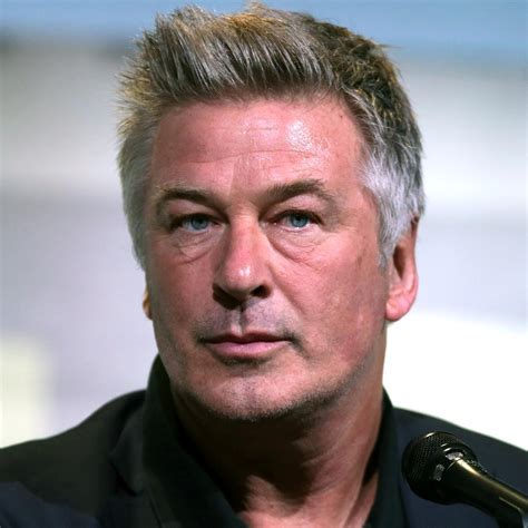 Alec Baldwin Bio, Net Worth, Height, Facts | Dead or Alive?