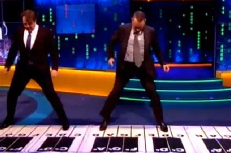 Tom Hanks recreates Big piano scene, 25 years on, with Jonathan Ross ...