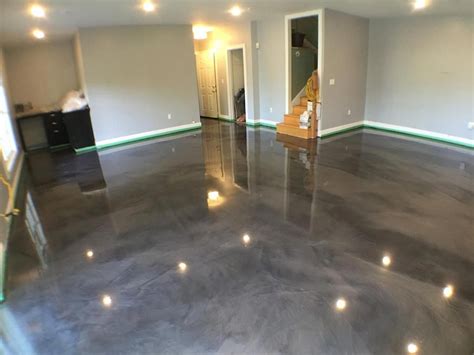 Basement Concrete Floor Paint Color Ideas 2 #basementflooring | Painted concrete floors, Floor ...