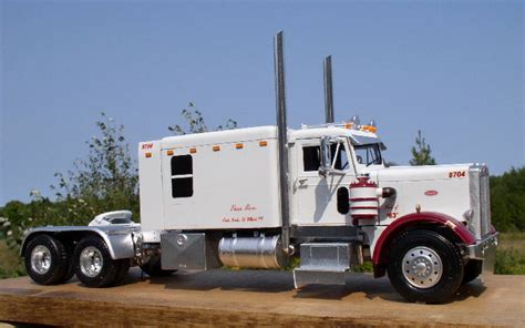 TopWorldAuto >> Photos of Peterbilt 351 - photo galleries