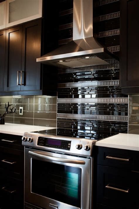 18 Black Subway Tiles in Modern Kitchen Design Ideas