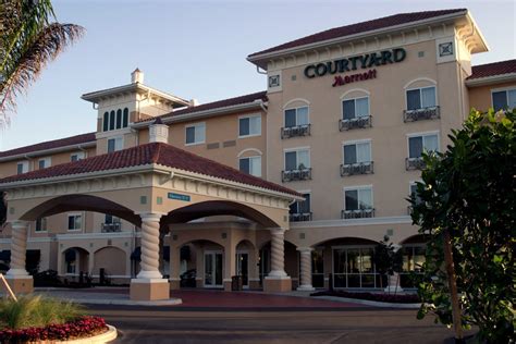 Courtyard by Marriott Fort Myers I-75/Gulf Coast Town Center: Fort ...