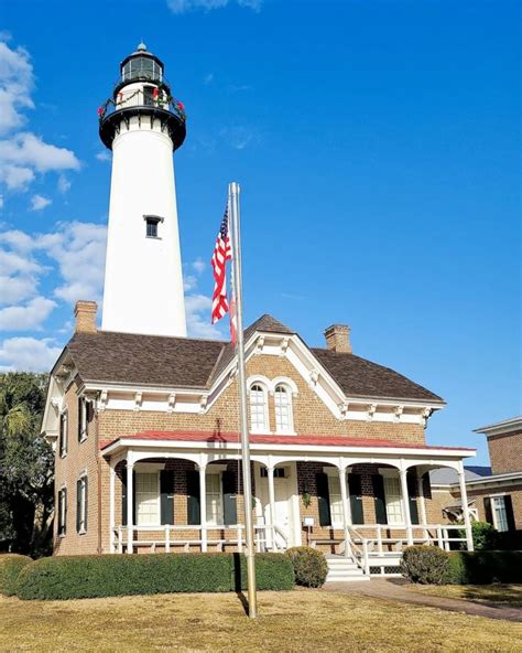 St. Simons Island Lighthouse Museum | Lighthouse Vacations