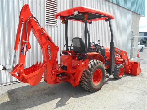 B26 KUBOTA Heavy sale in Canada