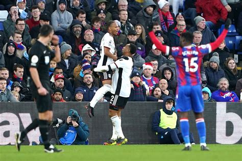 Fulham claim rare London derby win after brushing aside nine-man Crystal Palace | The Independent