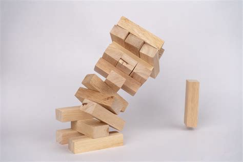 Jenga tower falling - PixaHive