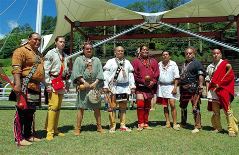 Cherokee, NC - Eastern Band of Cherokee Indians Visitor Guide