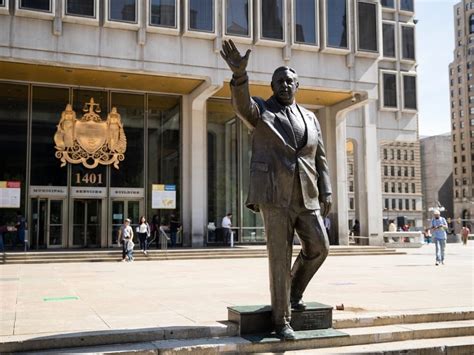 'Fascist' Painted On Frank Rizzo Statue In Center City | Philadelphia ...