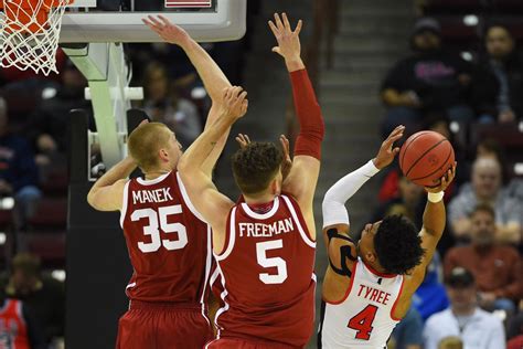 Oklahoma Basketball (NCAA Tournament): Oklahoma buries Ole Miss, 95-72 ...