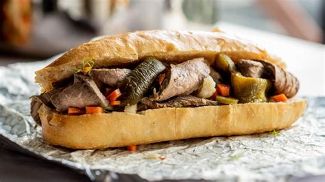 Authentic Chicago-Style Italian Beef Sandwich Recipe