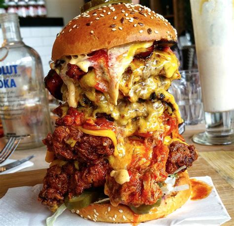 Food Porn Friday: 19 beyond-loaded burgers we’d almost be too afraid to eat – SheKnows