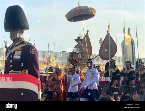 King maha vajiralongkorn coronation hi-res stock photography and images ...