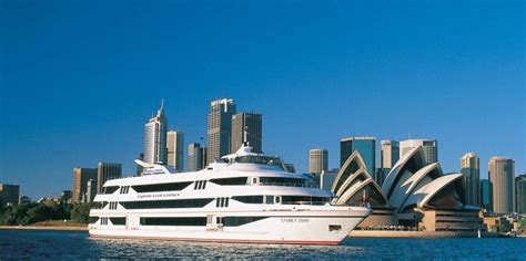 Sydney Harbour Dinner Cruise | Everything Australia