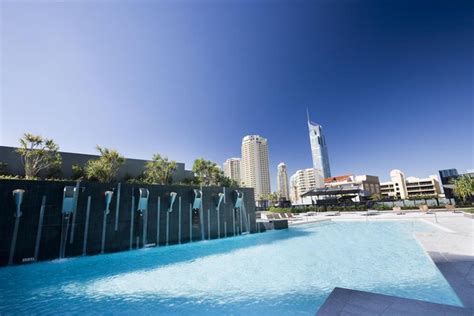 Mantra Circle on Cavill, Gold Coast - Compare Deals