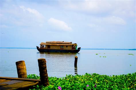 11 Best Places to visit in Kumarakom - Popular Sightseeing & Tourist ...