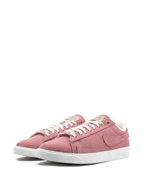 Nike W blazer low lx sneakers Pink | the urge US | Sneakers, Shoe features, Nike