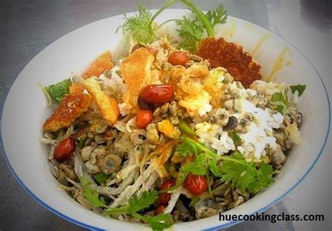 Cơm Hến - Hue Clam Rice - Hue Specialty Food - Explore Hue street food