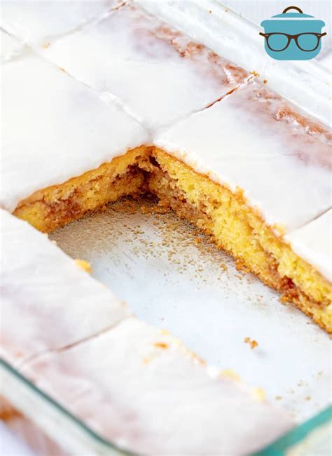 THE BEST GLAZED HONEY BUN CAKE (+Video) | The Country Cook