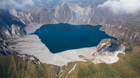 Japan Just Detected a Small Eruption in Mount Pinatubo