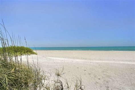 Longboat Key Vacation Rental | Spacious Club Longboat Key steps to the sand, private beach ...