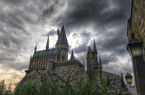 Hogwarts Castle, Universal Studios Japan : r/pics