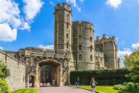 Windsor Castle’s magnificent Inner Hall is open to the public for the first time in 150 years ...