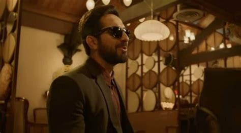 Naina Da Kya Kasoor Lyrics - AndhaDhun | Amit Trivedi