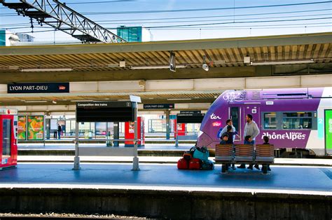 Lyon, Apr-2015 | Lyon Part-Dieu train station Lyon April-201… | Mitch Altman | Flickr