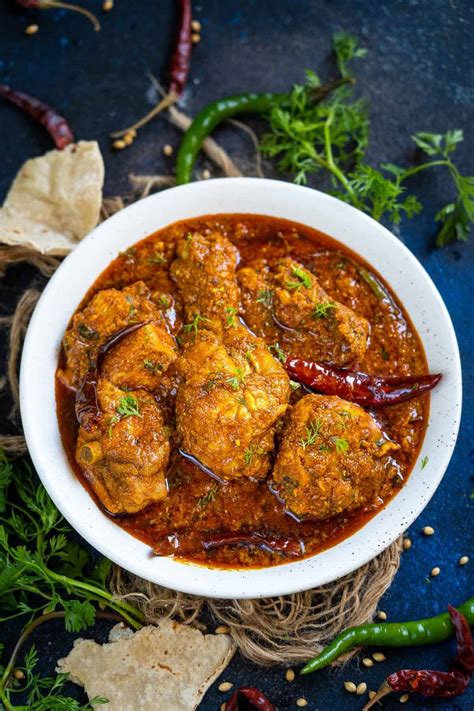 Indian Restaurant Style Chicken Masala Curry Recipe + Video