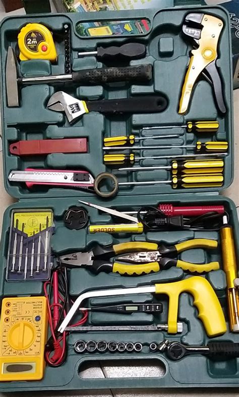 ELECTRICIAN 62PCS TOOL KIT SET – Mewnex Tools Ltd