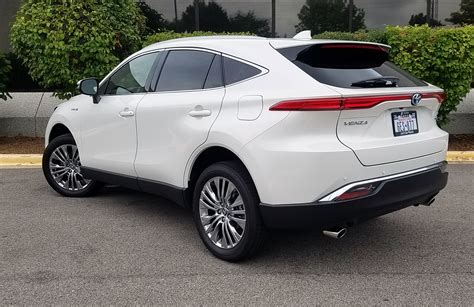Test Drive: 2021 Toyota Venza XLE | The Daily Drive | Consumer Guide®