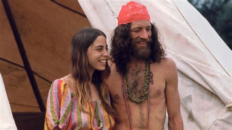 Woodstock Photos That Will Take You Back To 1969 - Simplemost Woodstock ...