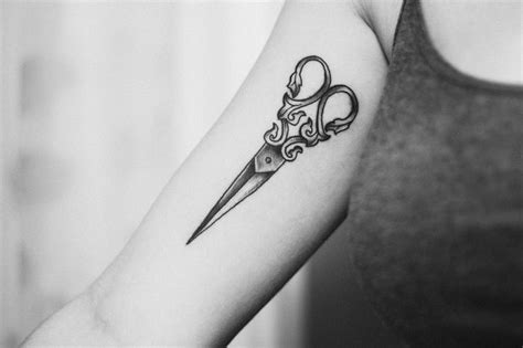 vintage sewing scissors tattoo - Google Search | Tattoo clothing ...