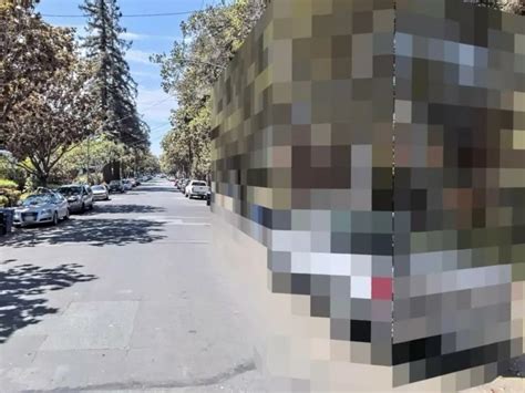 Apple Maps hides Tim Cook’s house behind a giant digital wall | The ...